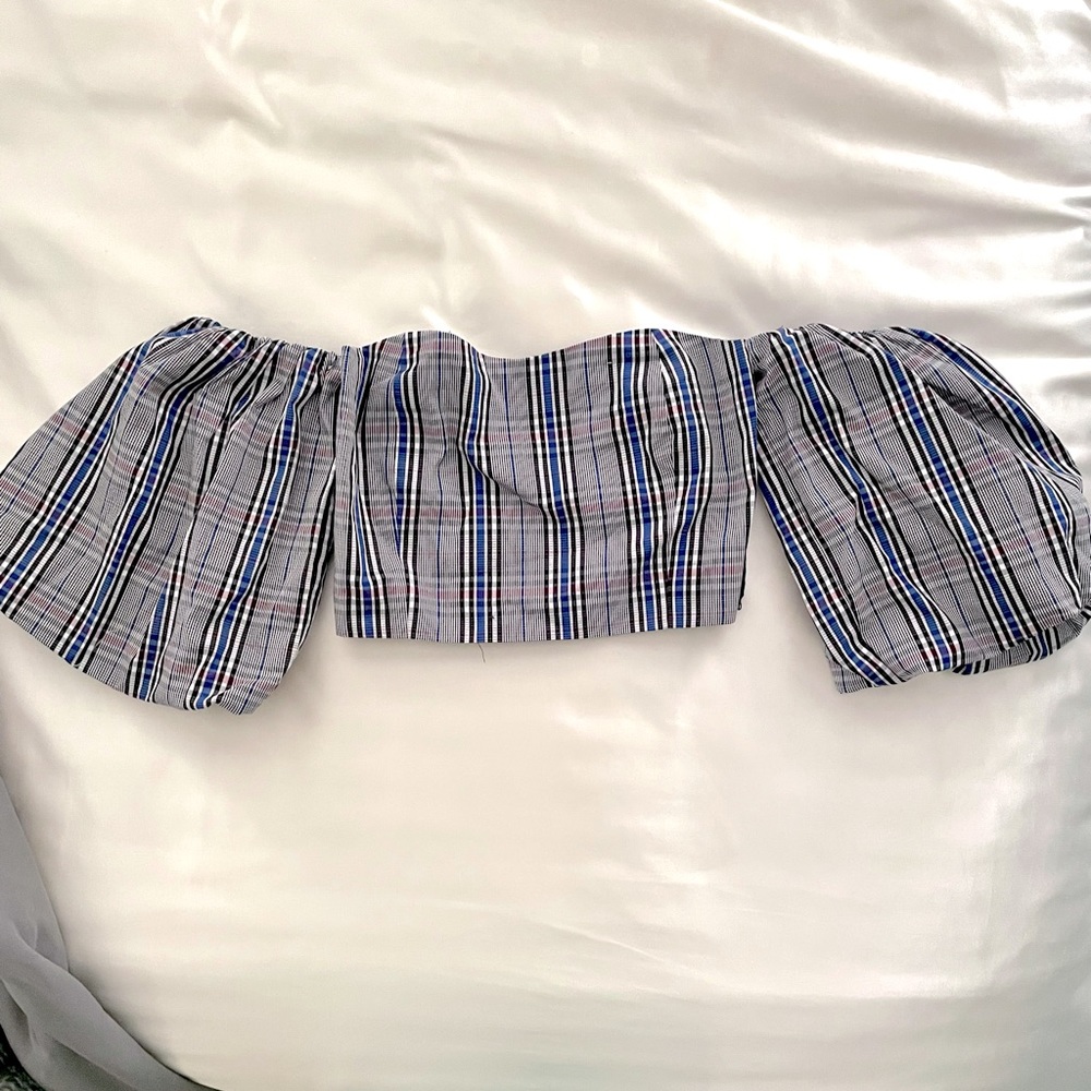 Zara Plaid Puff Sleeve Top
